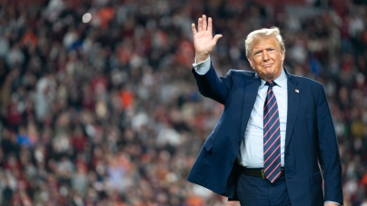 Donald Trump Greeted by Loud Boos at South Carolina Football Game