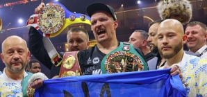 Ukraine’s Oleksandr Usyk Becomes World’s Undisputed Heavyweight Champion