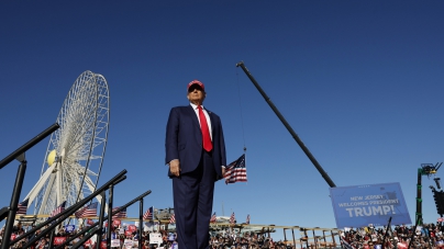 Donald Trump Takes Jab at Bruce Springsteen at Massive New Jersey Rally