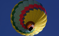 13 hot air balloon riders safe after emergency landing in Temecula yard