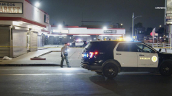 Deadly triple shooting outside L.A. County strip mall